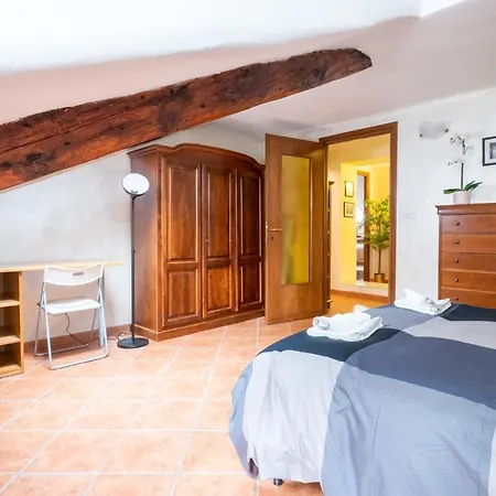 Mansarda Xx Settembre 72 *