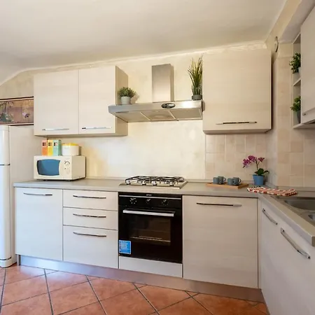 Mansarda Xx Settembre 72 아파트 *